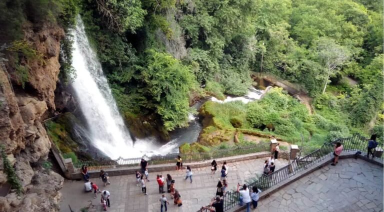 Alpharent Destinations Edessa Waterfalls 08