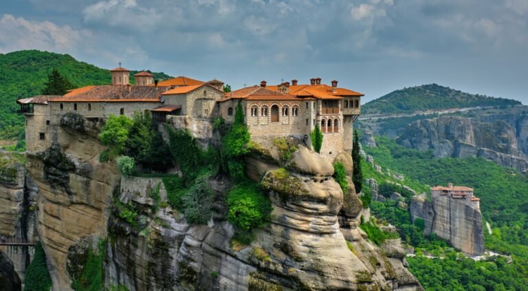Alpharent Destinations Meteora 05